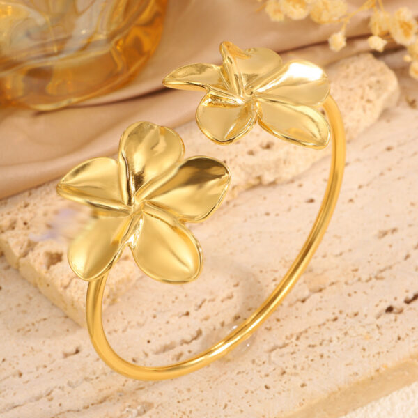 Stainless Steel Open Flower Bracelet