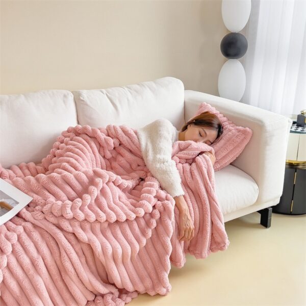 Blanket Heavy Weight Flannel Blanket - Image 9